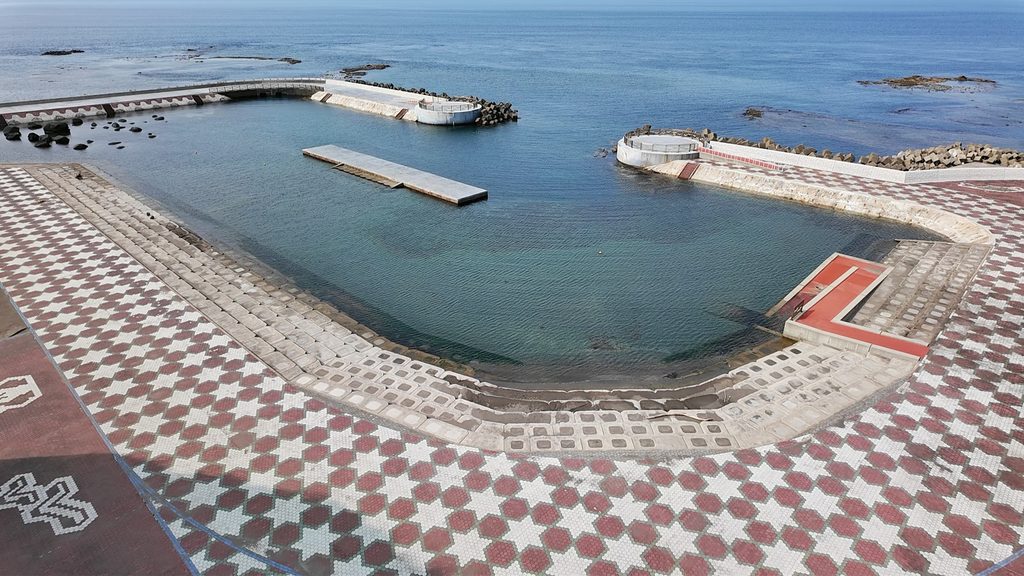 道の駅ルート２２９元和台の裏にある海のプール