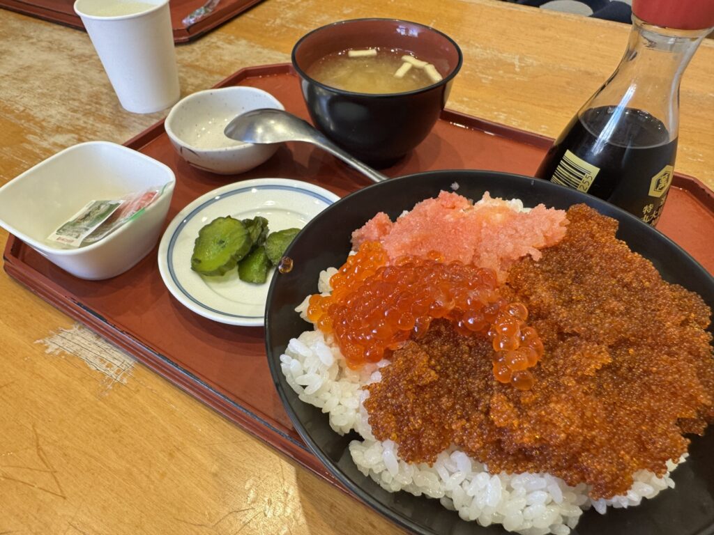 魚卵三種丼